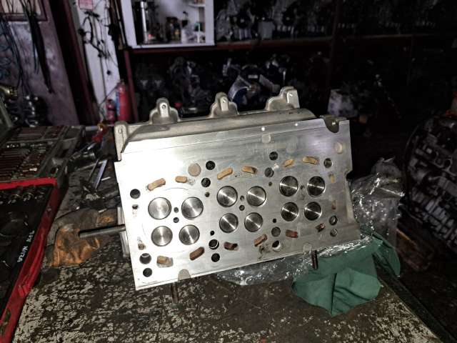 polo çıkma silindir kapak eksantrik mili 1;2 tdi cfw motor